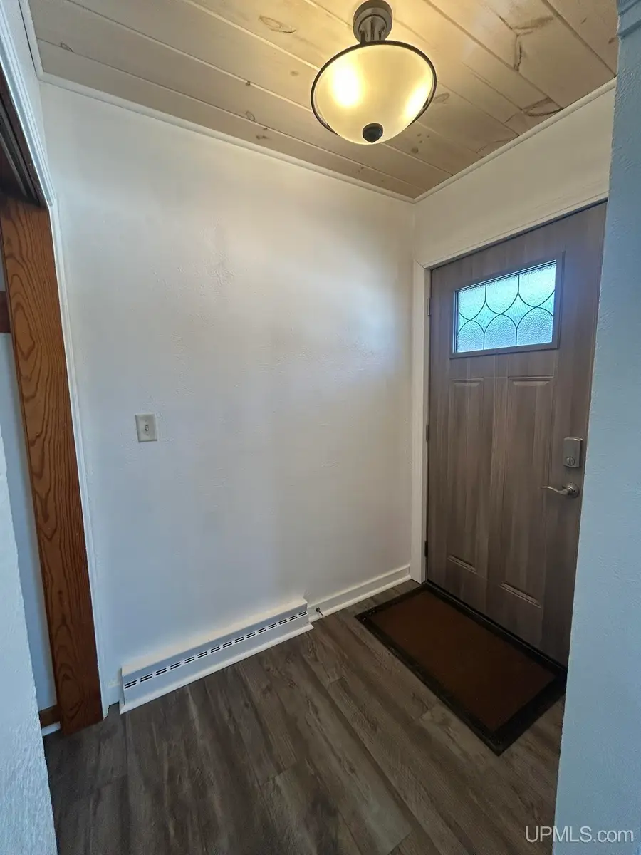 E9506 Prospect, Munising, MI 49862 - #2