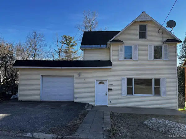 1224 Jasberg, Hancock, MI 49930