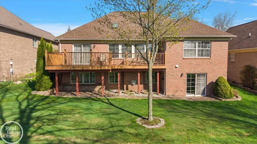 7482 Augusta #Unit 21, Washington Township, MI 48094 - #3