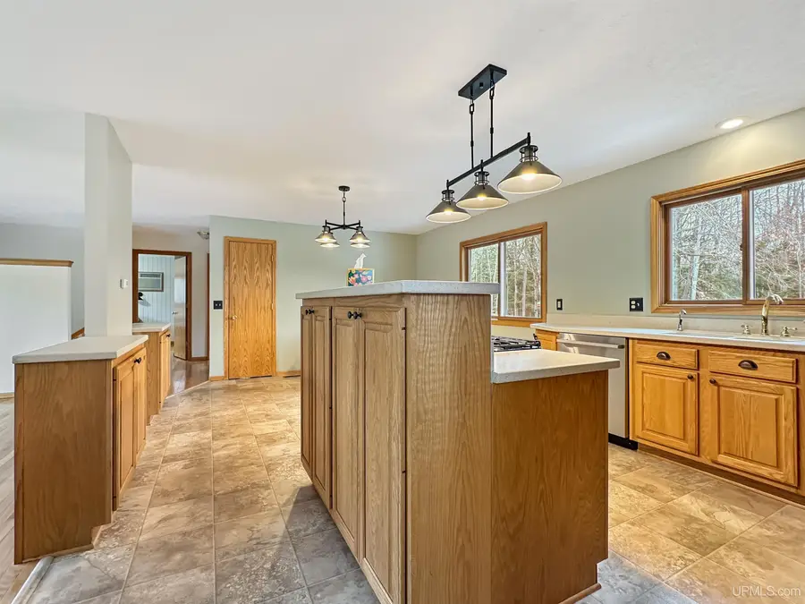 8672 M.5, Gladstone, MI 49837 - #2