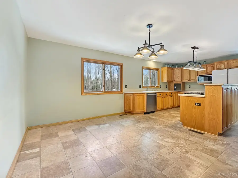 8672 M.5, Gladstone, MI 49837 - #3