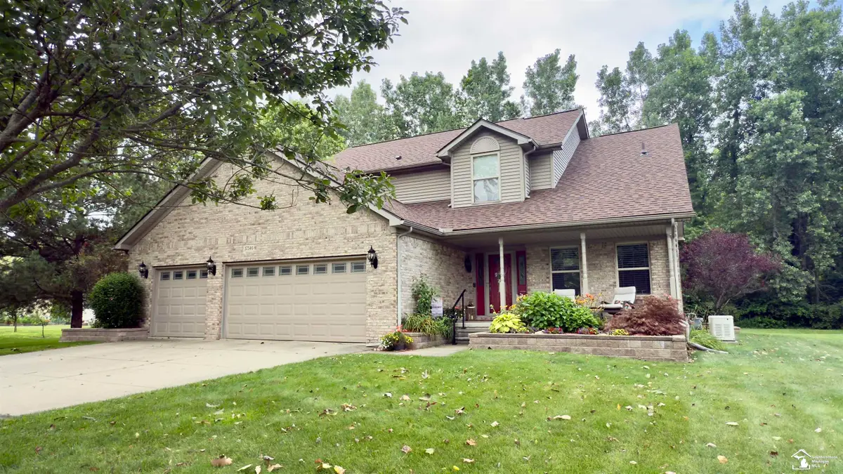 37540 Harvest, New Boston, MI 48164 - #1