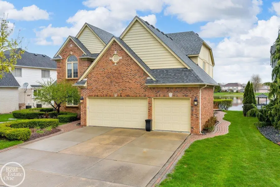 47206 Woodberry Estates, Macomb, MI 48044 - #2