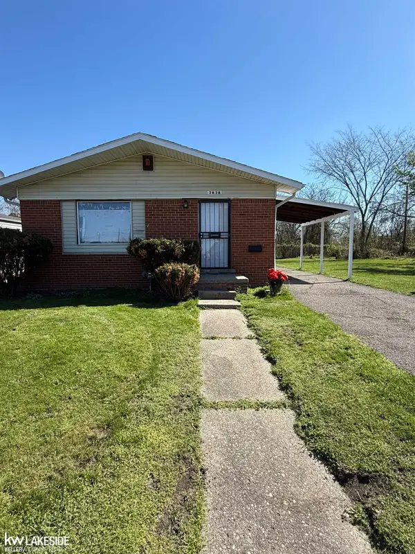 2636 Algonquin, Detroit, MI 48215