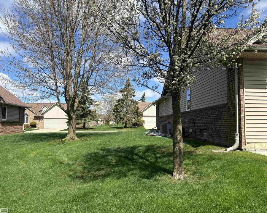 34904 Chickadee, Richmond, MI 48062 - #2