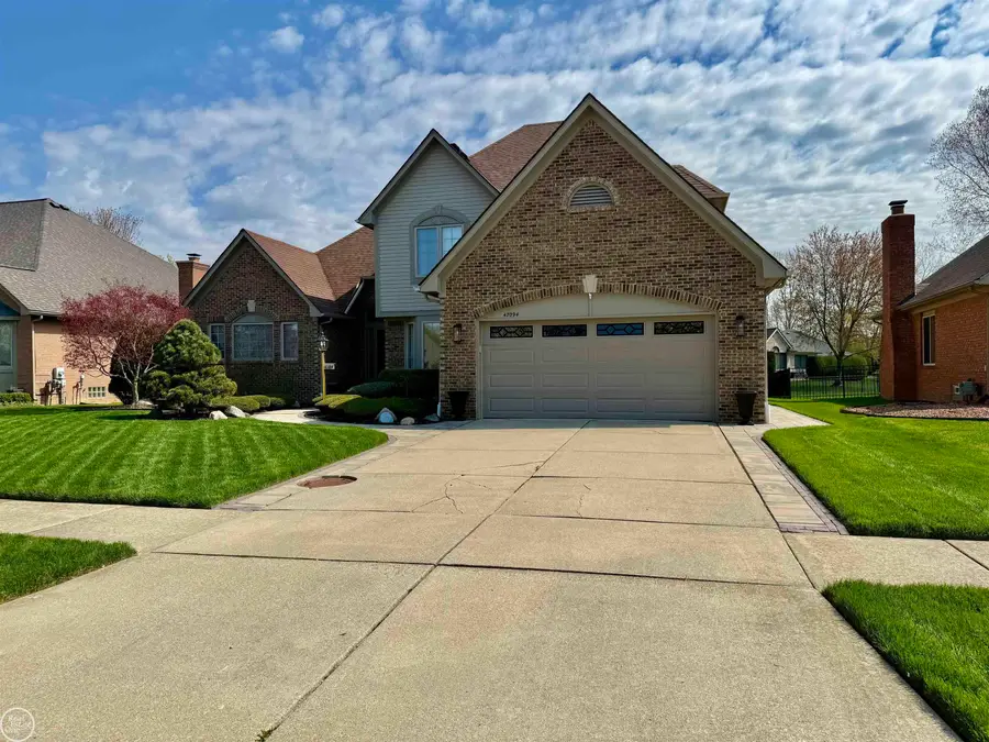 47094 Burning Tree, Macomb, MI 48044 - #3
