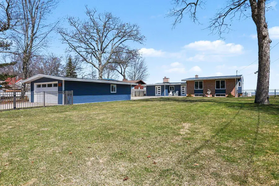 333 S Linwood Beach, Linwood, MI 48634 - #2