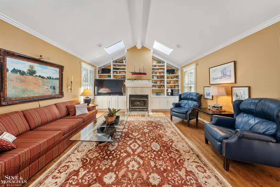 926 Hidden, Grosse Pointe Woods, MI 48236 - #2