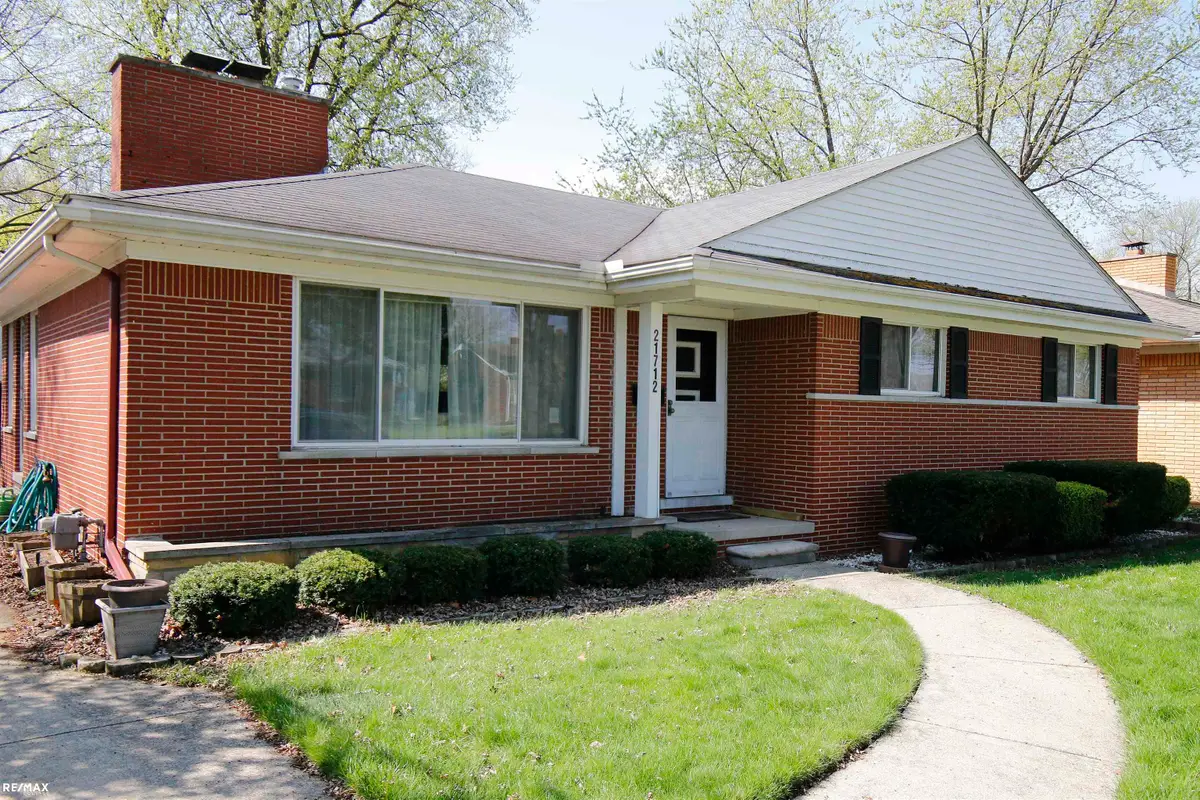21712 Yale, Saint Clair Shores, MI 48081 - #1