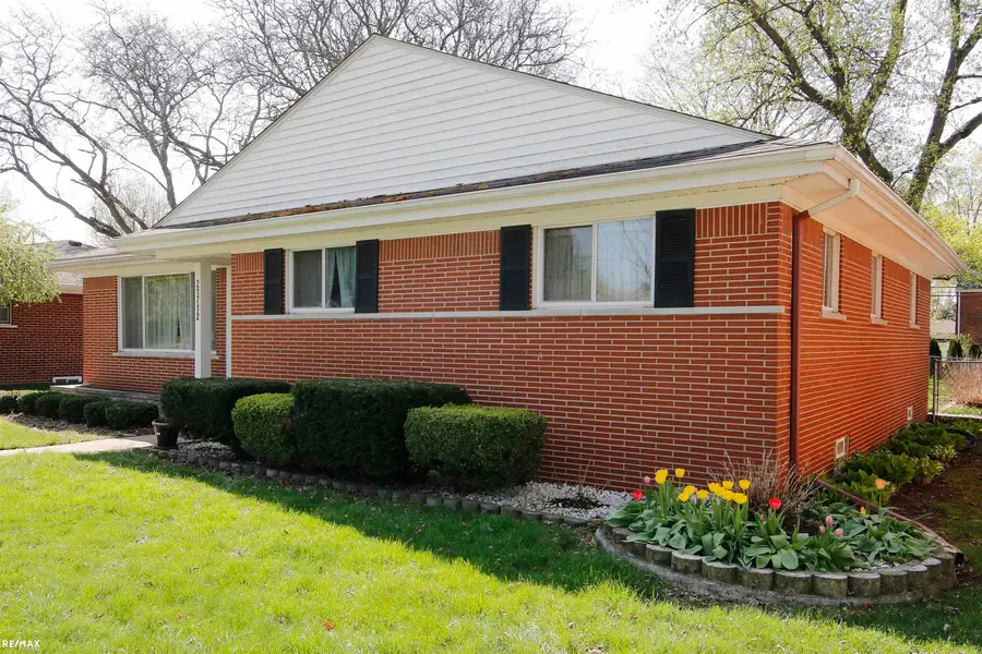 21712 Yale, Saint Clair Shores, MI 48081 - #3