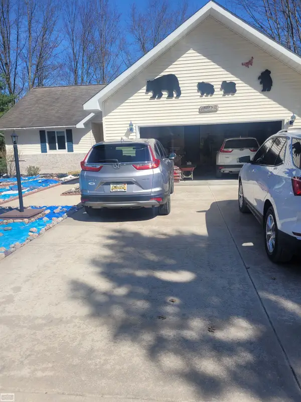 6651 Tamarack, Farwell, MI 48632