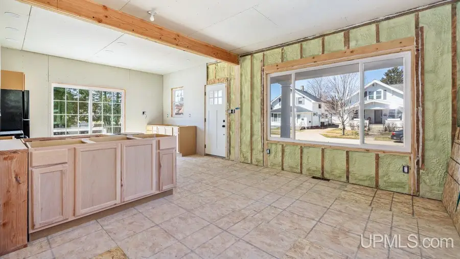 901 W B, Iron Mountain, MI 49801 - #2