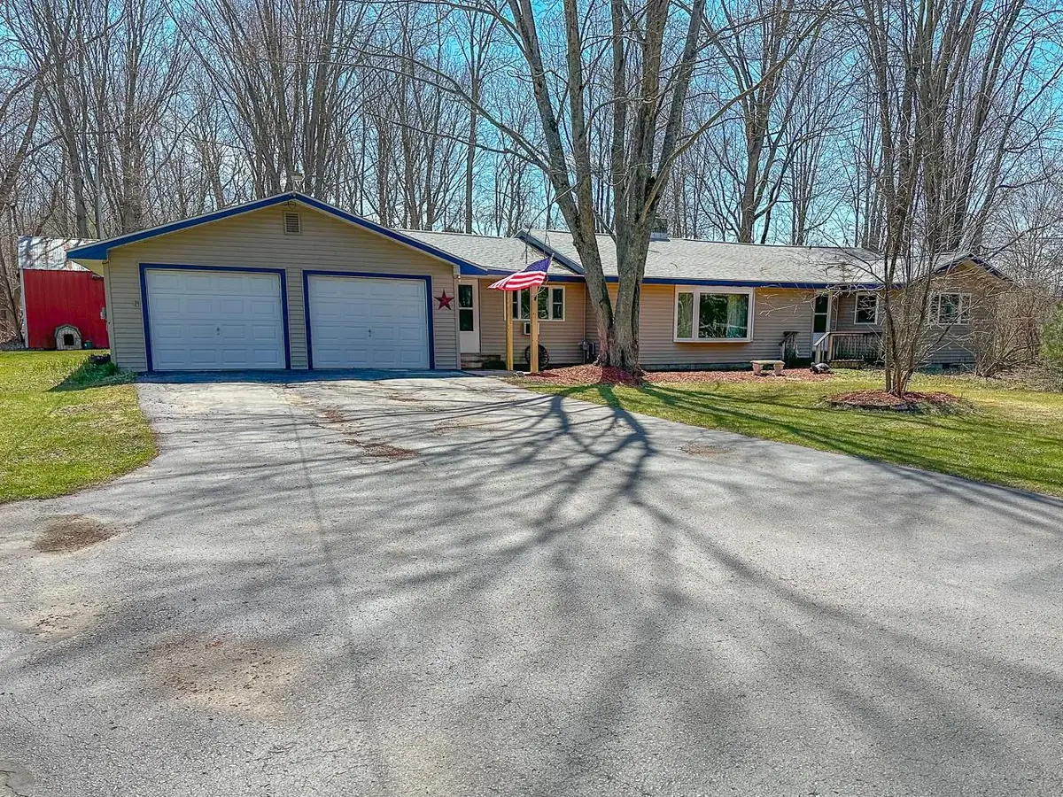 4121 W Shaffer, Coleman, MI 48618 - #1