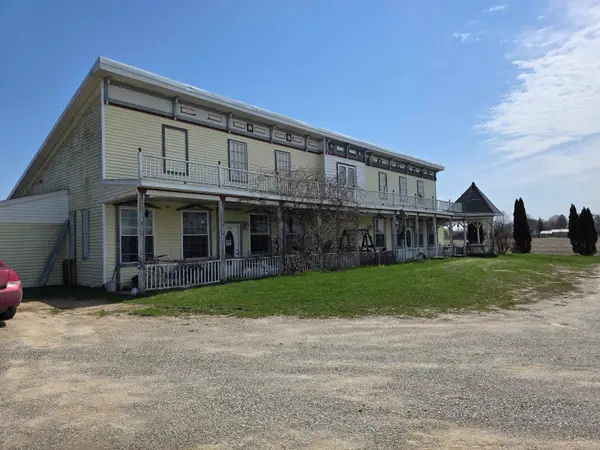 278 N Croswell, Croswell, MI 48422