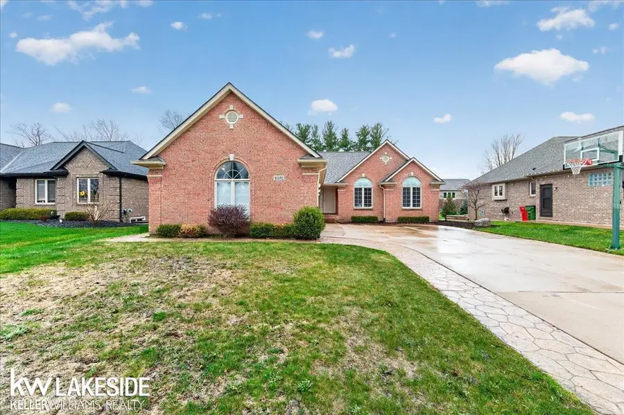 16152 Kingsway, Macomb, MI 48044 - #3