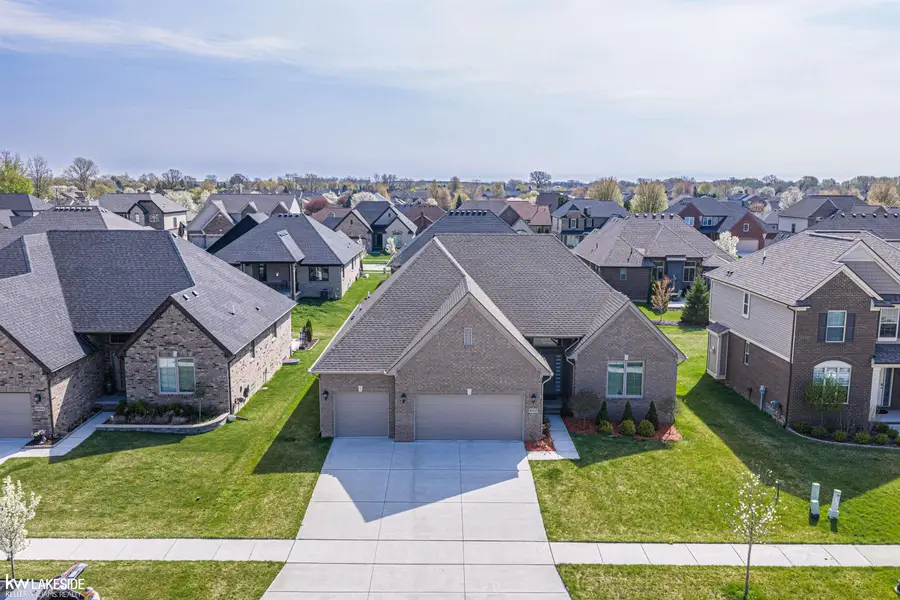 49712 Split Rock, Macomb, MI 48044 - #2