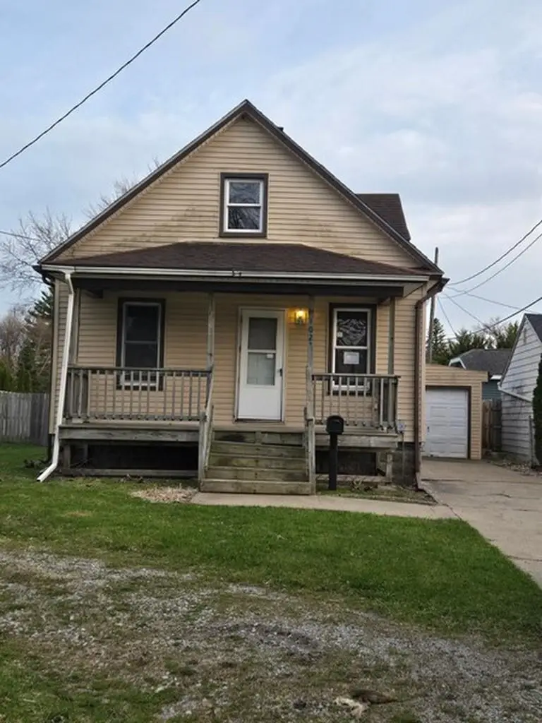 102 Nebobish, Essexville, MI 48732 - #1