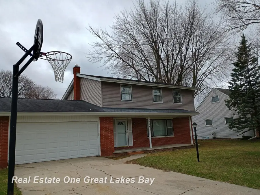 4335 S Wayside, Saginaw, MI 48603 - #2