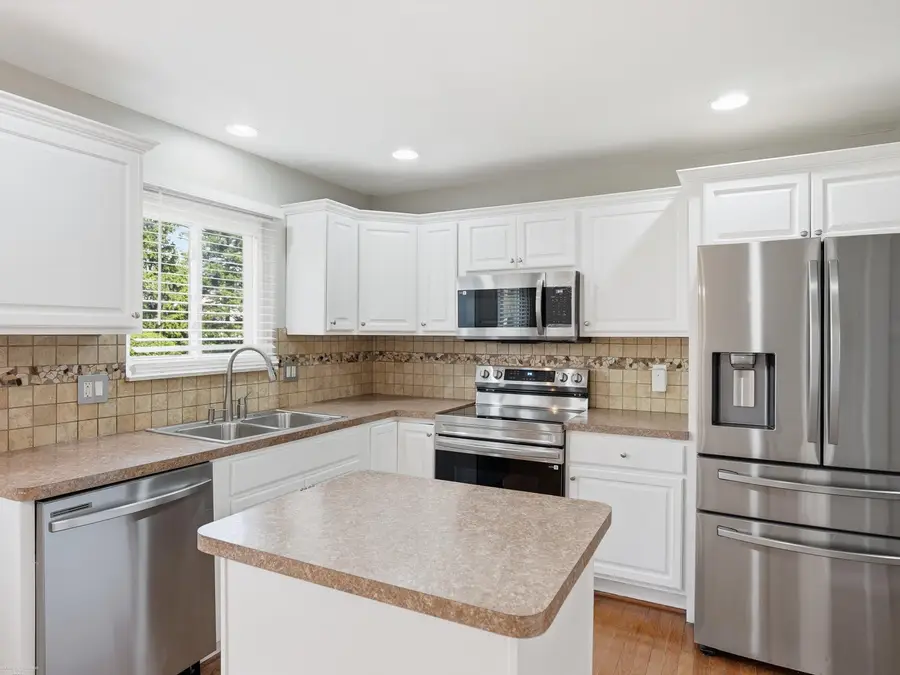 1405 Shaker, Troy, MI 48083 - #2