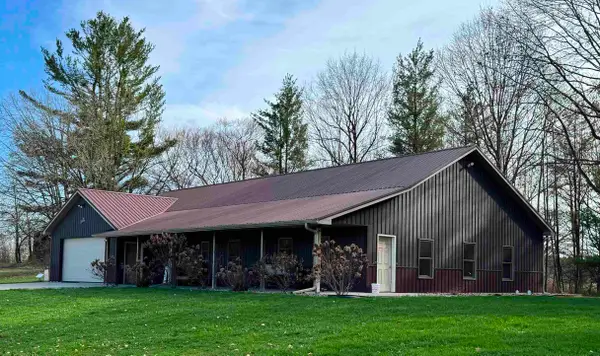 7765 N Summerton, Clare, MI 48617