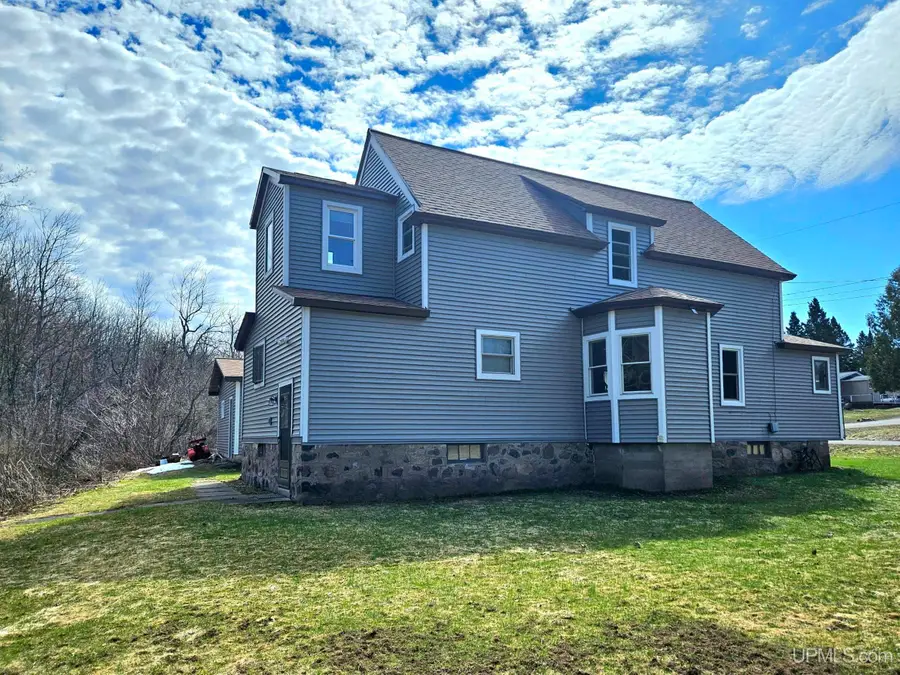 412 E Silver, Bessemer, MI 49911 - #2