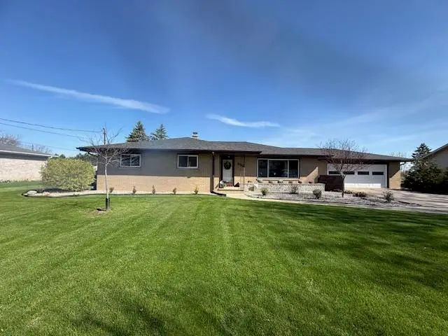 952 W Borton, Essexville, MI 48732 - #1