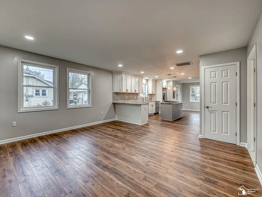 3019 8th, Monroe, MI 48162 - #3