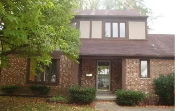 1745 Laurel Oak, Flint, MI 48507