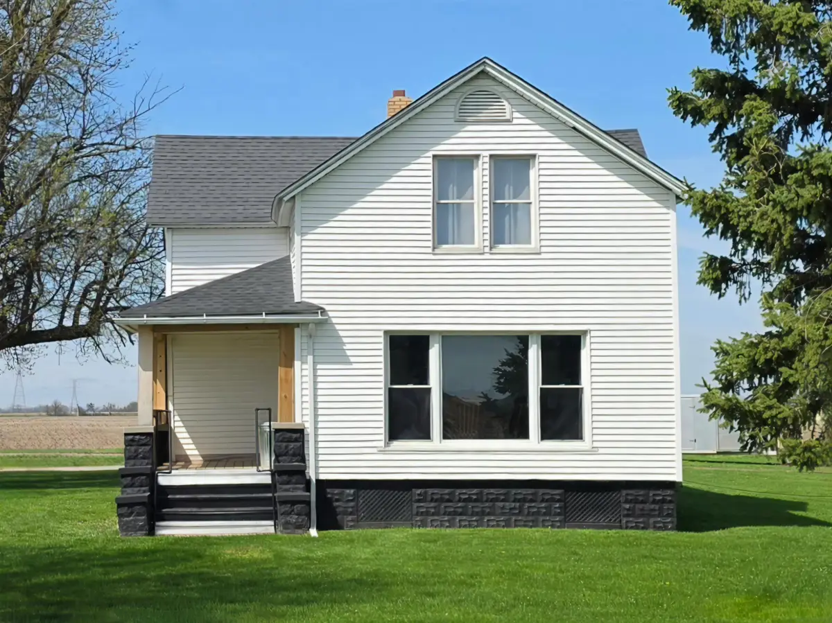 6565 N Portsmouth, Saginaw, MI 48601 - #1