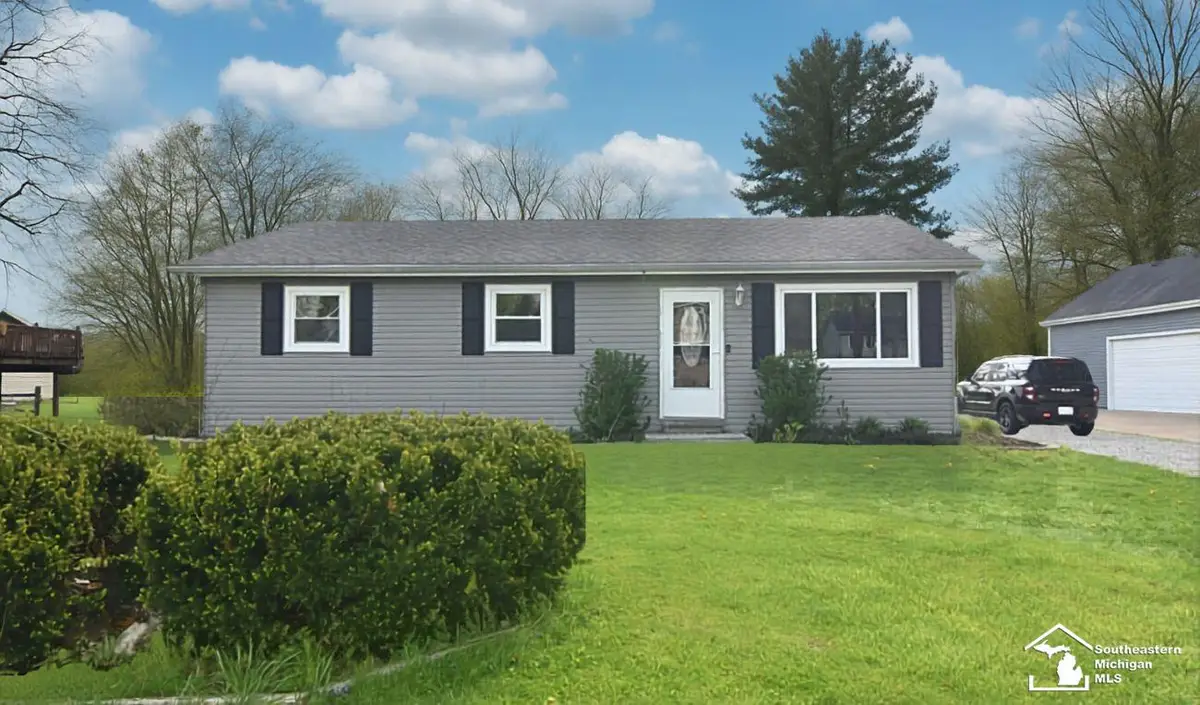 7050 Maplewood, Temperance, MI 48182 - #1