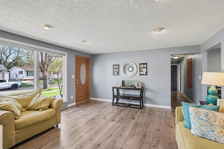 2100 N Brentwood, Essexville, MI 48732 - #3