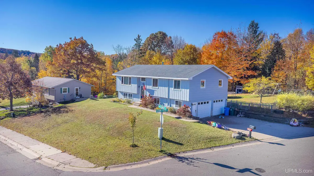 1800 Altamont, Marquette, MI 49855 - #1