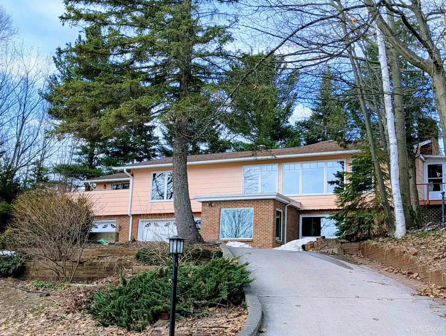 30 Lakeview, Marquette, MI 49855 - #3
