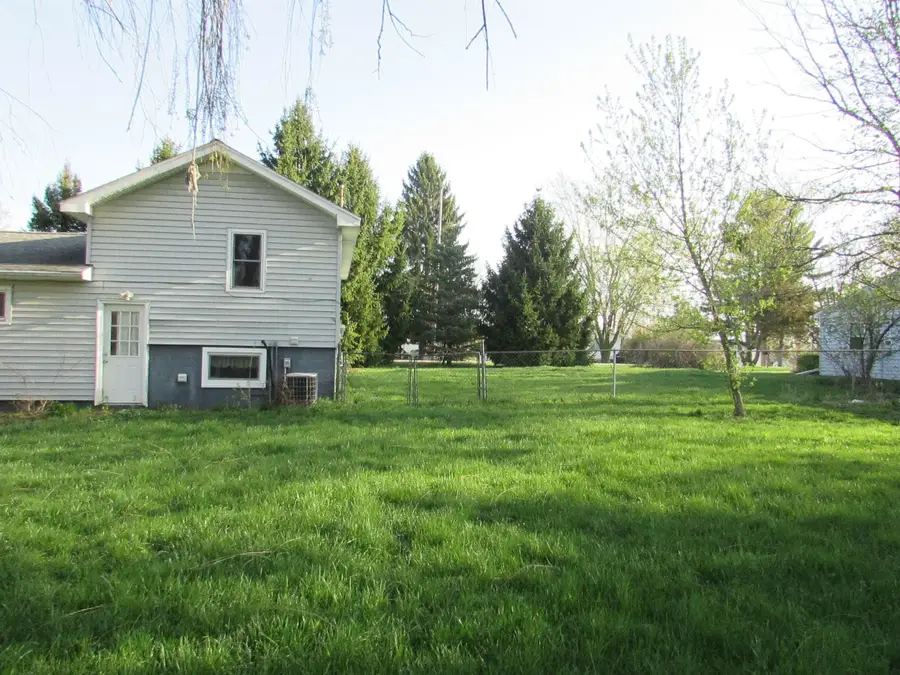 1973 Bock, Owosso, MI 48867 - #3