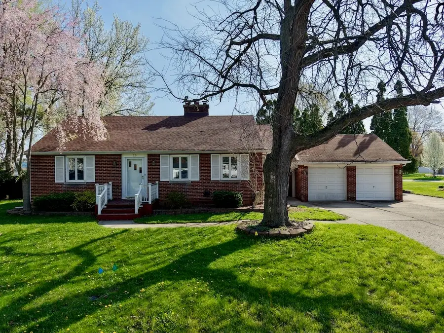 20 Congress "c", Saginaw, MI 48602 - #2