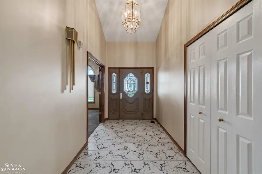 15764 Winners, Clinton Township, MI 48035 - #3