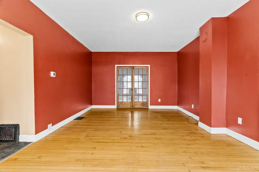 56199 Columbia, Calumet, MI 49913 - #3