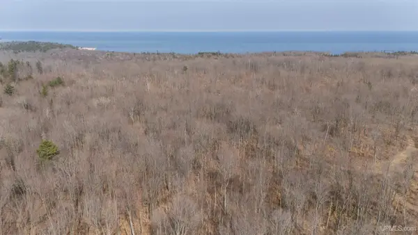 tbd Peninsula Acres, Manistique, MI 49854