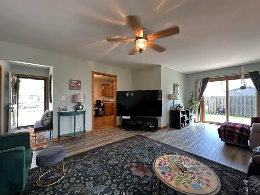 1191 Barbeau, Saginaw, MI 48638 - #3