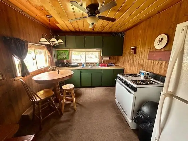 5641 Lakeside, Gladwin, MI 48624 - #2