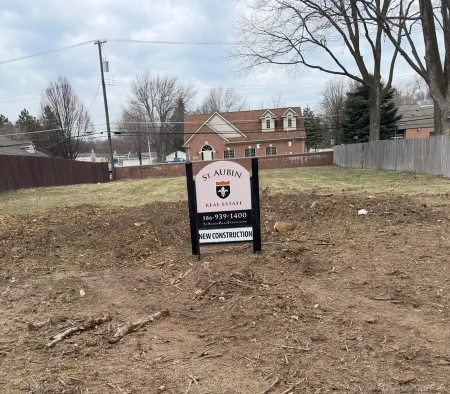 5515 Meadow View Street, Sterling Heights, MI 48310 - #2