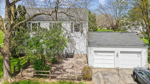 38723 Lighthouse, Clinton Township, MI 48038