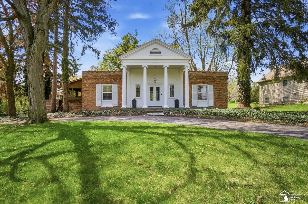 325 N Scott, Adrian, MI 49221 - #1