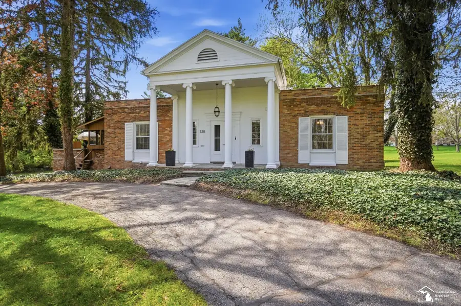 325 N Scott, Adrian, MI 49221 - #2