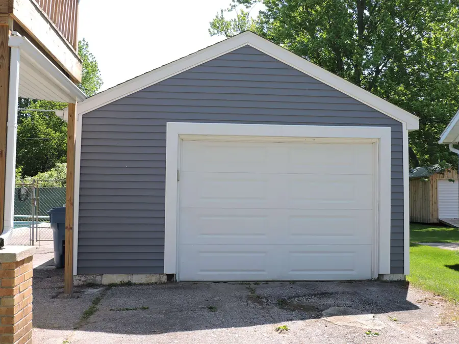 119 S Almont, Standish, MI 48658 - #2