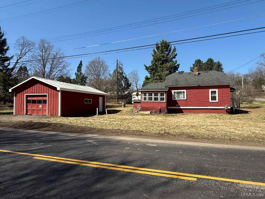 101 4th, Crystal Falls, MI 49920 - #2