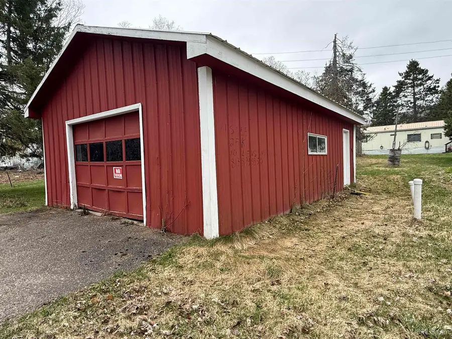 101 4th, Crystal Falls, MI 49920 - #3