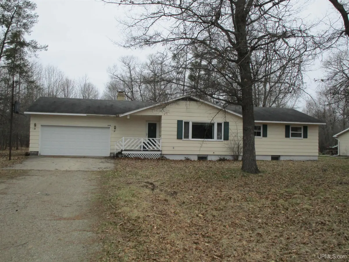 7379 S Lake Bluff O.5, Gladstone, MI 49837 - #1