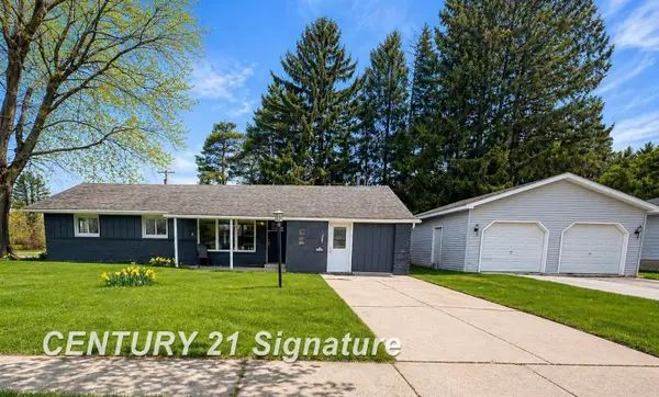 106 Avis, Pinconning, MI 48650