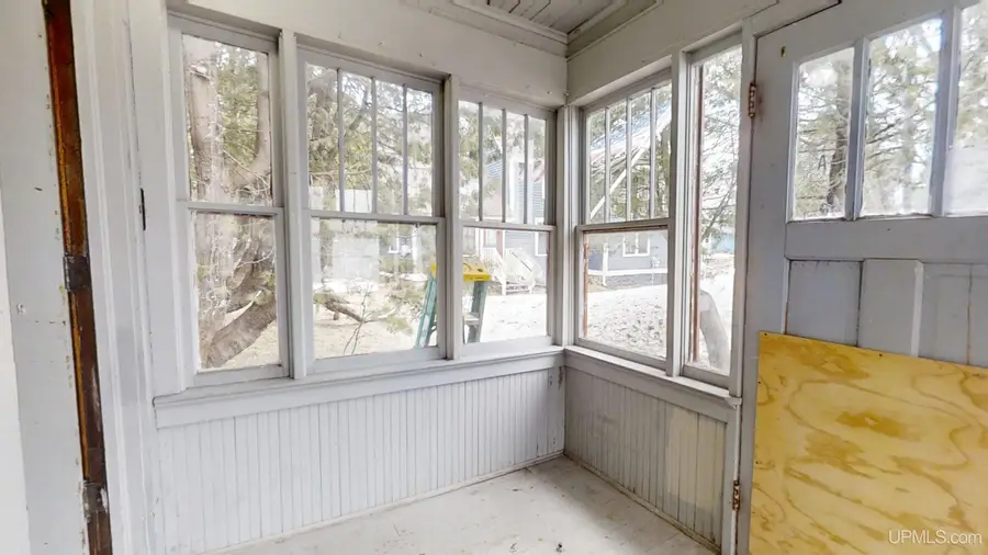 419 Seventh, Calumet, MI 49913 - #2